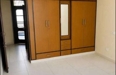 3bhk semi furnished