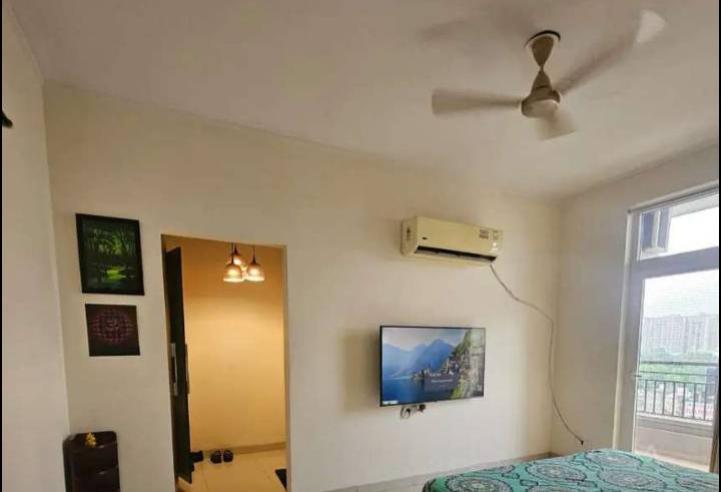 2bhk fully furnished