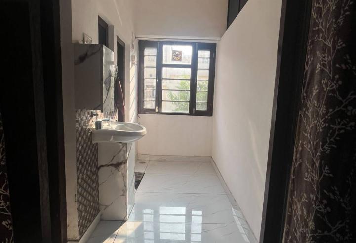 Spacious Independent RK in Sector 63, Mohali | Owner Free | Ready to Move