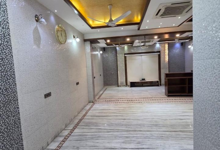 Fully Furnished 1BHK/Single Room in 1 Kanal House | Sector 16, Chandigarh | For Boys