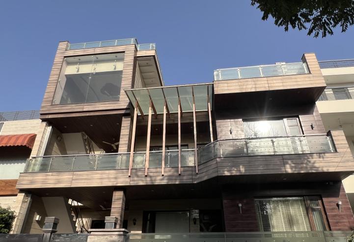 Fully Furnished 1BHK/Single Room in 1 Kanal House | Sector 16, Chandigarh | For Boys