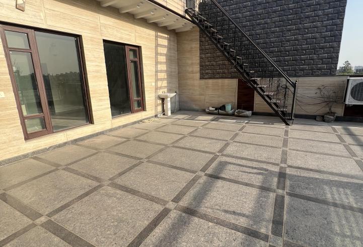 Fully Furnished 1BHK/Single Room in 1 Kanal House | Sector 16, Chandigarh | For Boys