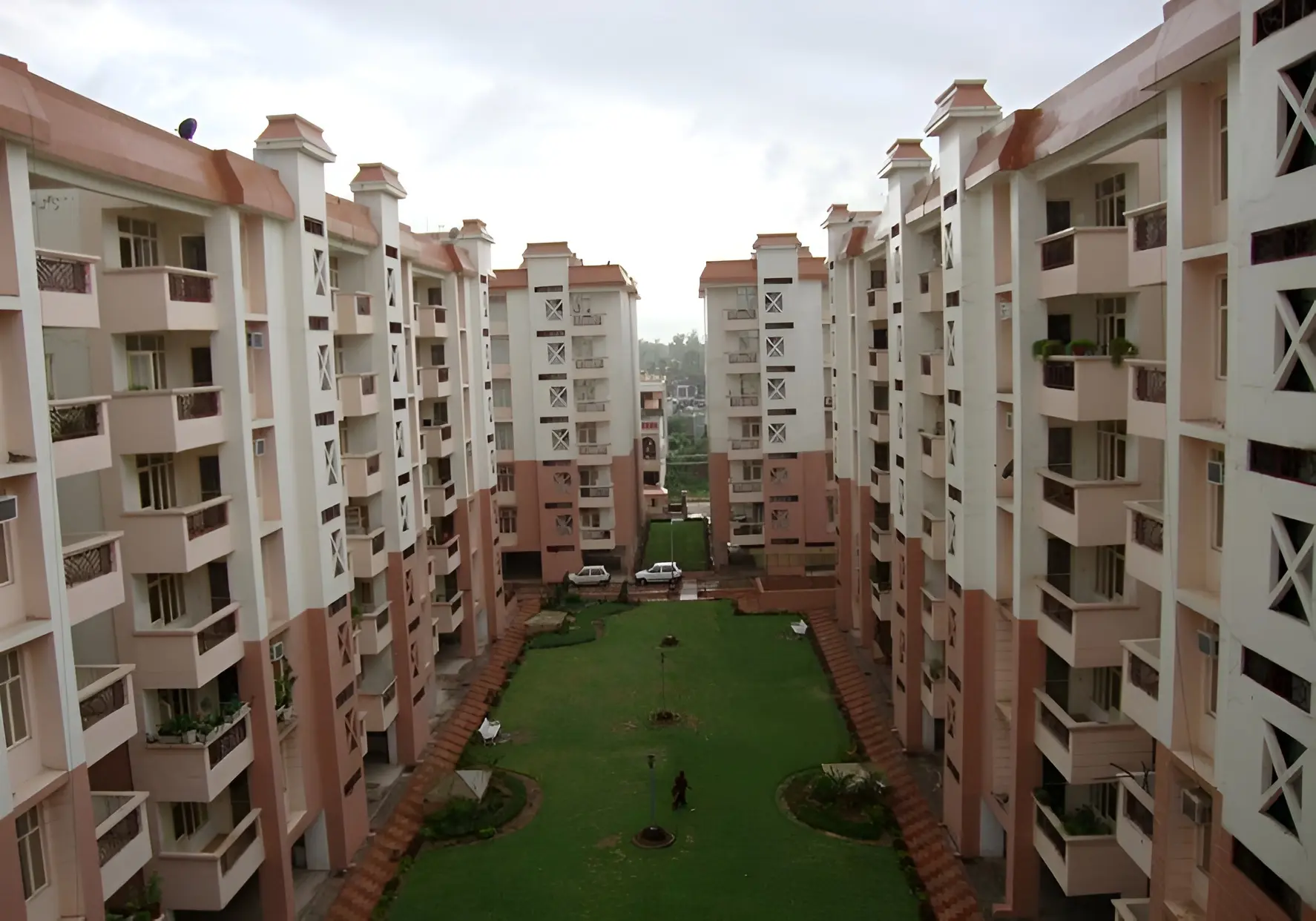 Sandwoods Spangle Heights Dhakoli Zirakpur | 2-3 BHK Apartments for Sale | Best Residential Projects in Zirakpur – elevation