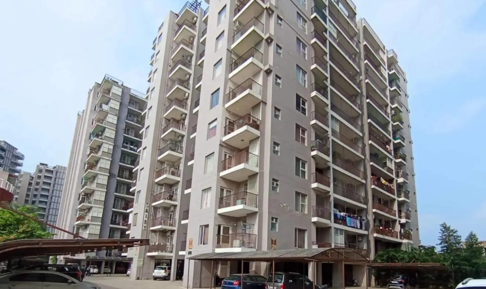 Trishla City Nabha Zirakpur | Luxury 2BHK, 3BHK & 4BHK High-Rise Apartments in Zirakpur Residential Projects