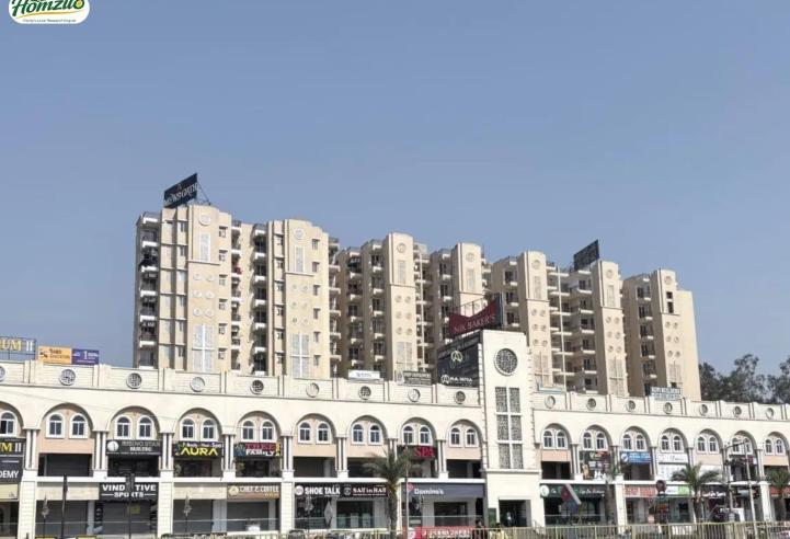 Ubber Mews Gate - Premium 2BHK, 3BHK, 4BHK Flats &amp; Apartments in Kurali – clubhouse